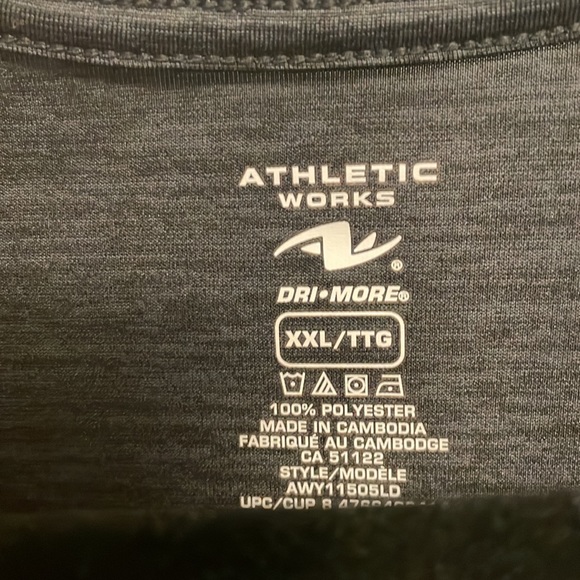 Women’s Athletic Works tee shirts (2) - Picture 3 of 5